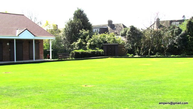 Our last article on open spaces in Finchley N3 is Victoria Park.